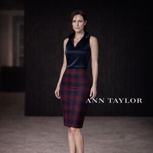 Ann Taylor Skirt,  Burgundy & Navy Plaid Pencil Skirt,  Size 2 Petite